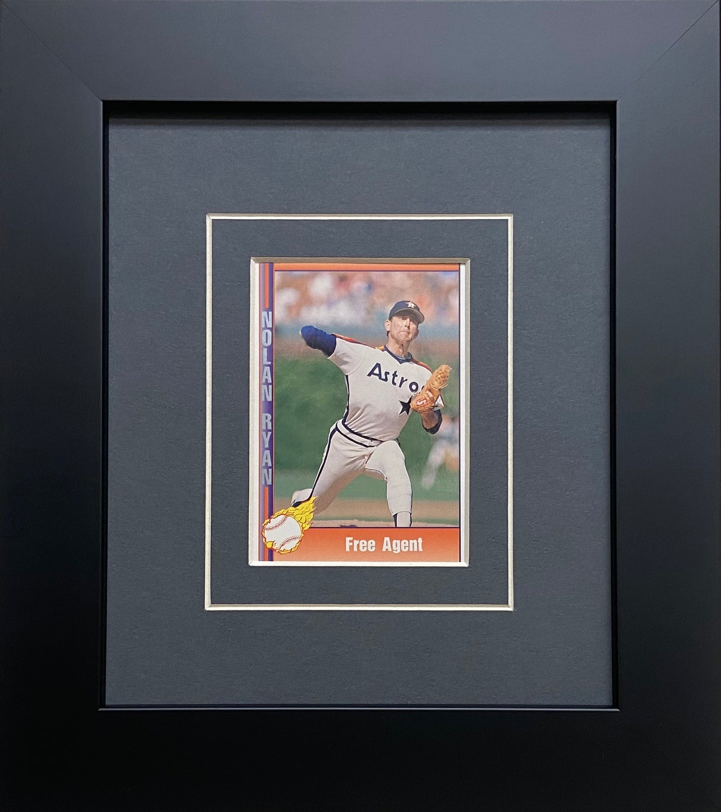 single trading card frame grey-white black frame