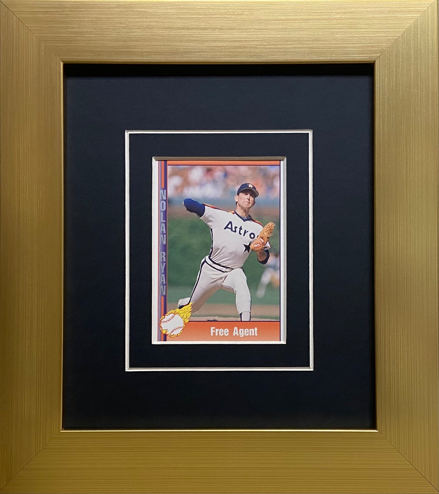 single trading card frame black-white mat gold frame